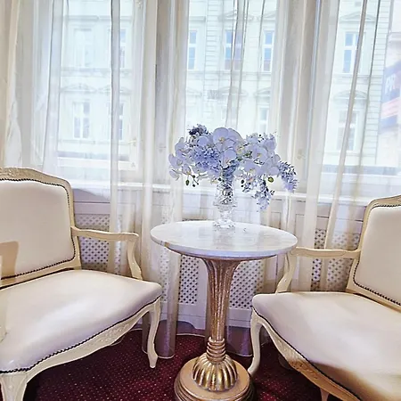 Geneva Old Town Hotell